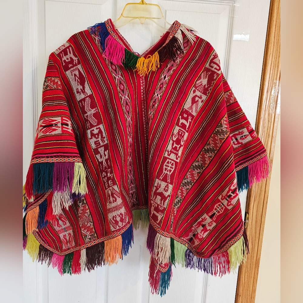 PERUVIAN WOVEN FRINGE PONCHO  UNISEX